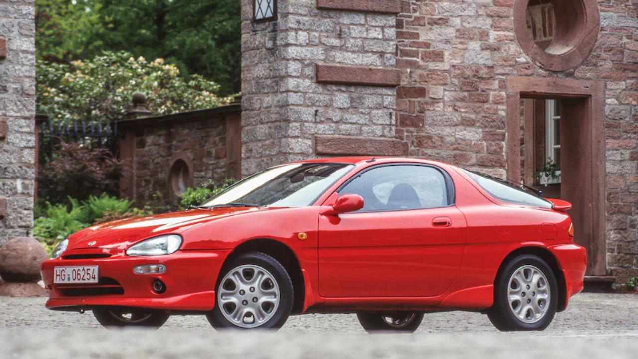 Modern classic Mazda MX-3 GS