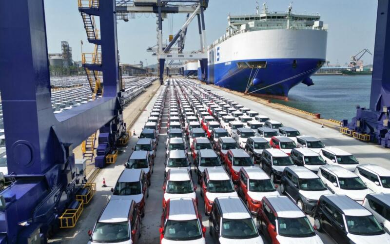 Esportazioni auto dalla Cina