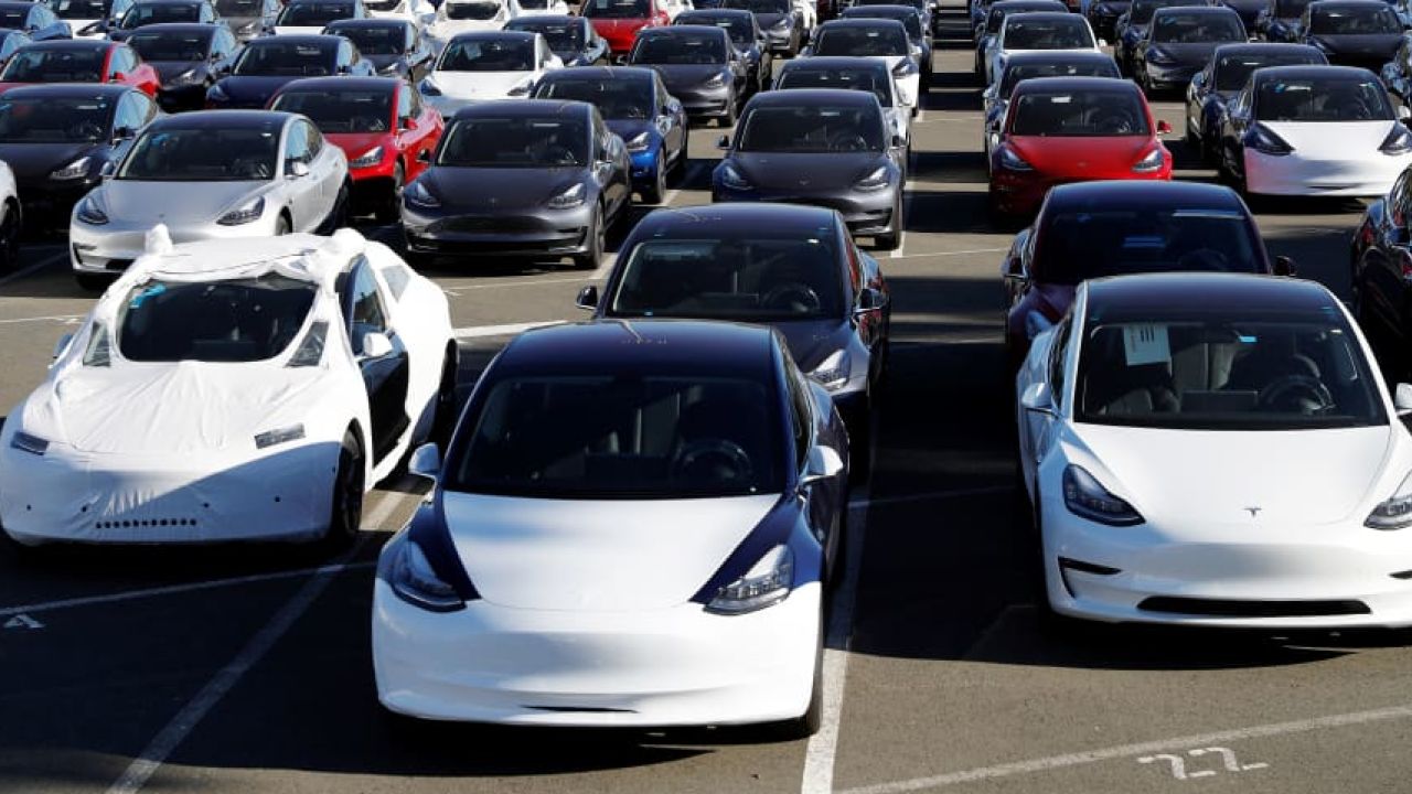 Tesla Trimestre Nero A Livello Globale Calo Delle Vendite E Del Prezzo Delle Azioni